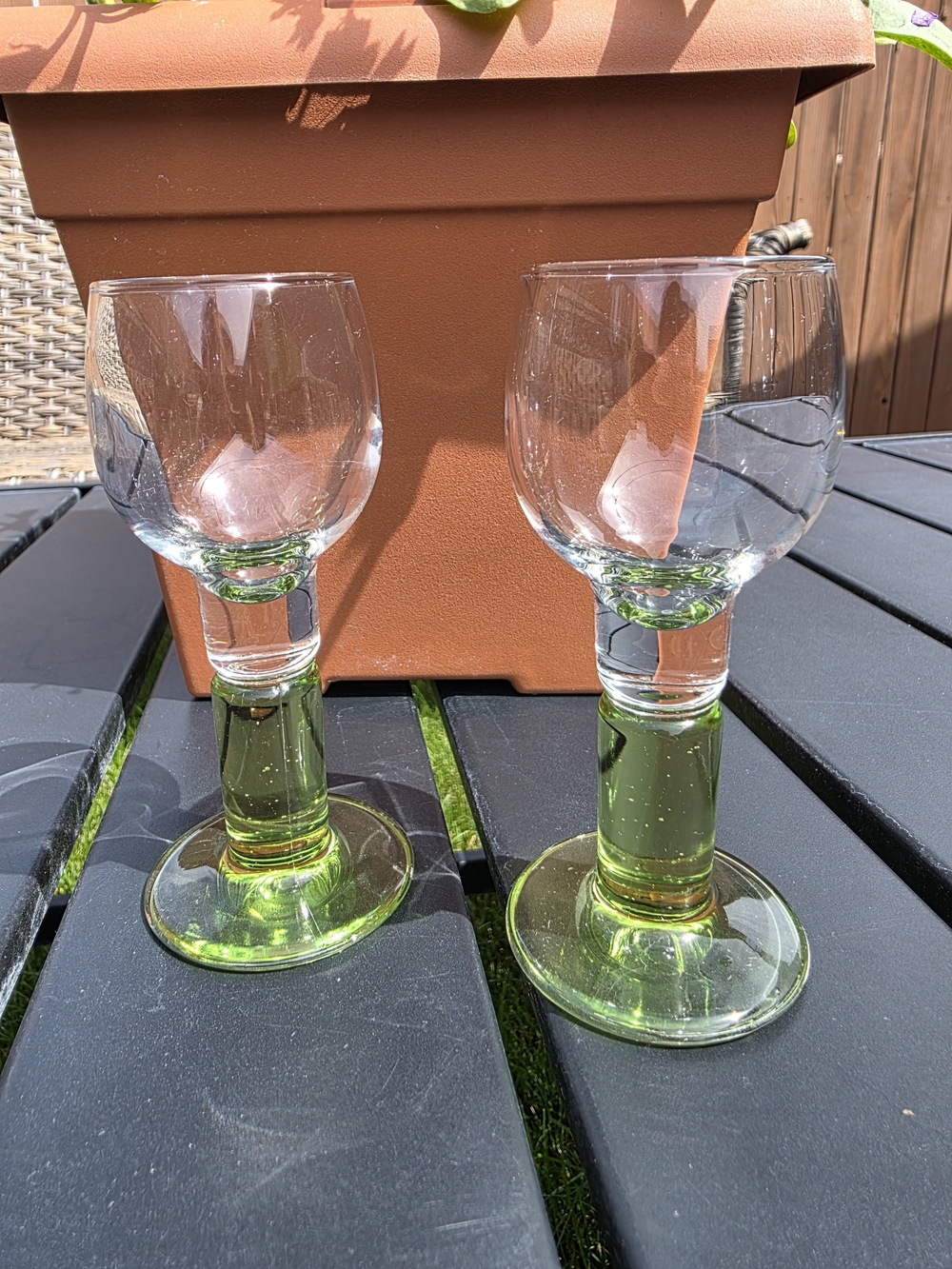 Vintage Green Stem Cordial Liqueur Glasses Set of 2 Clear Bowl Mini Aperitif